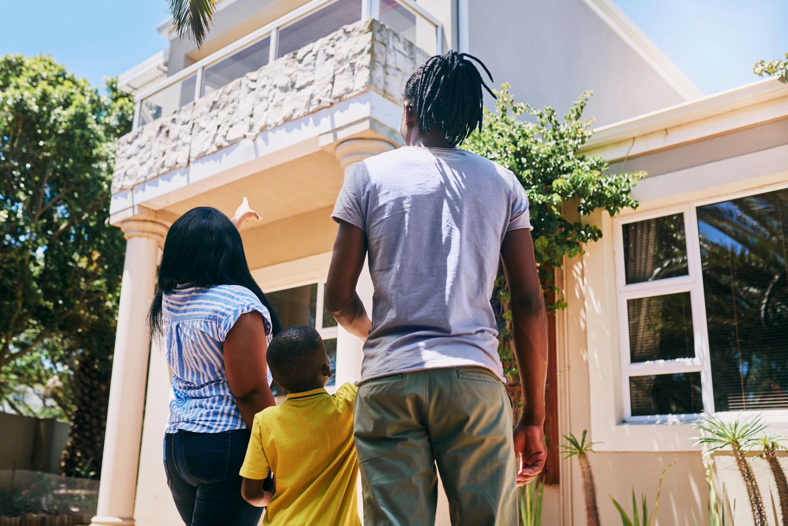 family looking for your dream house